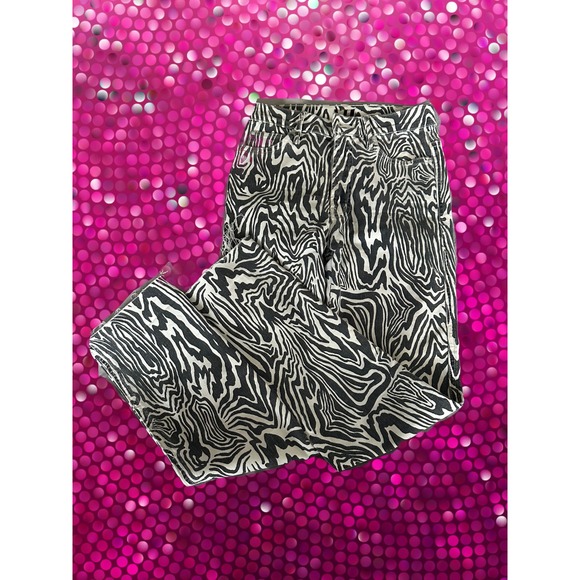 MOTHER Denim - MOTHER High Waisted Rascal Ankle Fray Zebra Print Jeans Women's Size 25